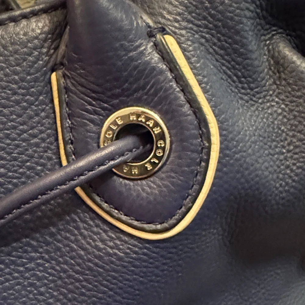 Cole Haan Vintage leather Reiley tassel tote in Navy EUC